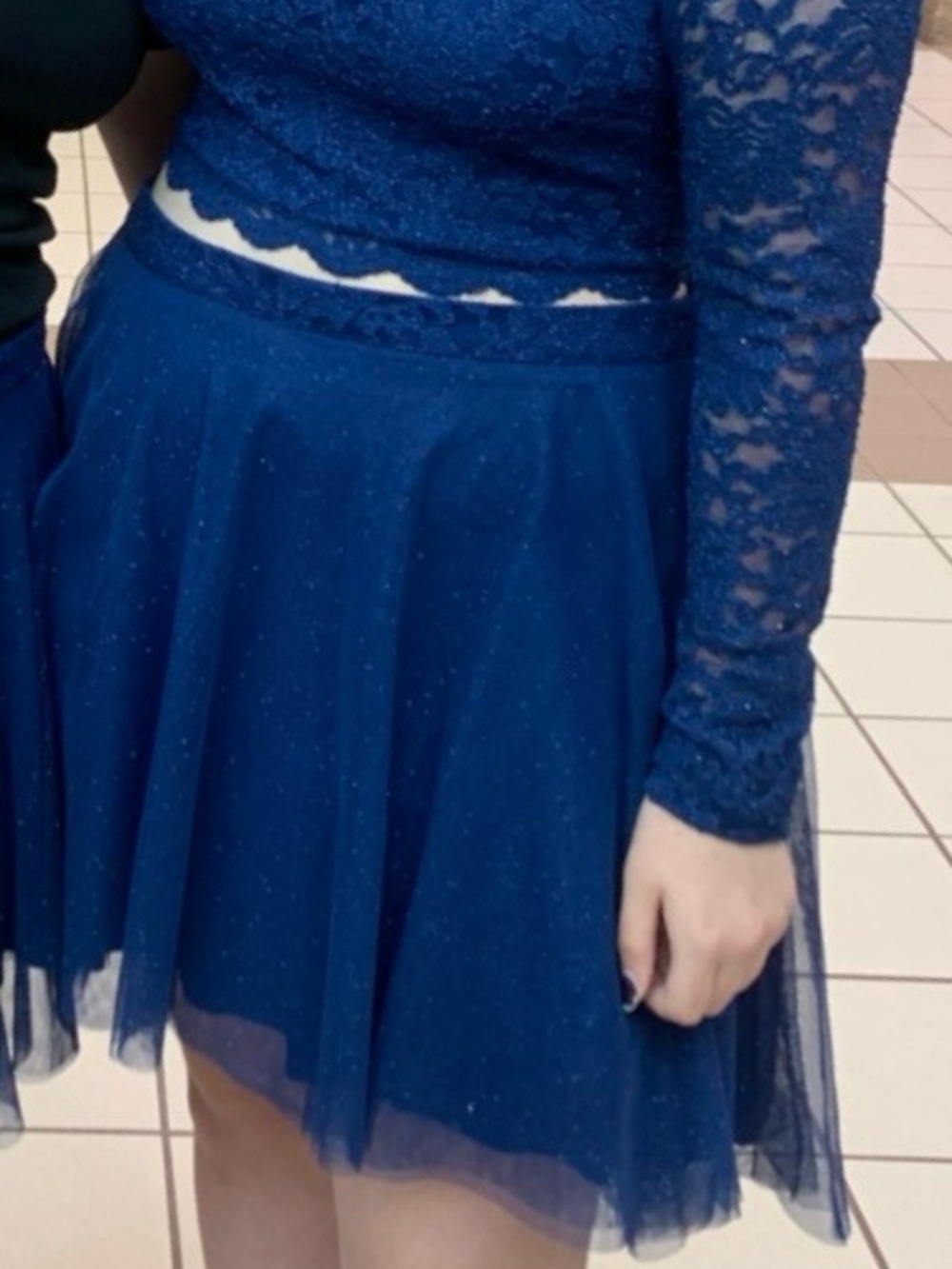 HOCO/PROM DRESS FOR SALE! - Picture 2 of 7